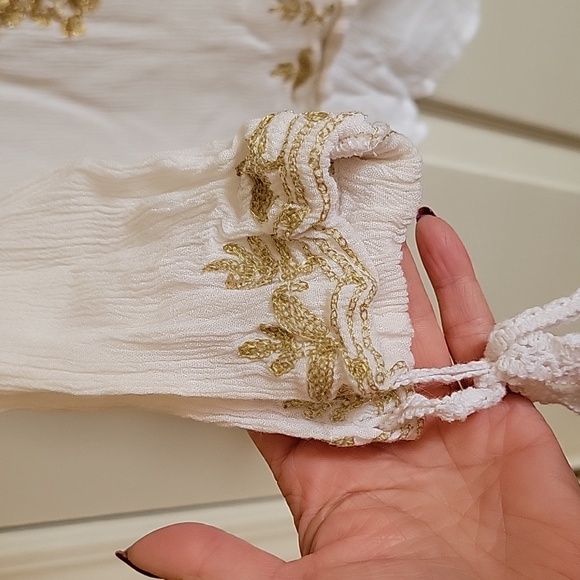 Top - Picture 3 of 4